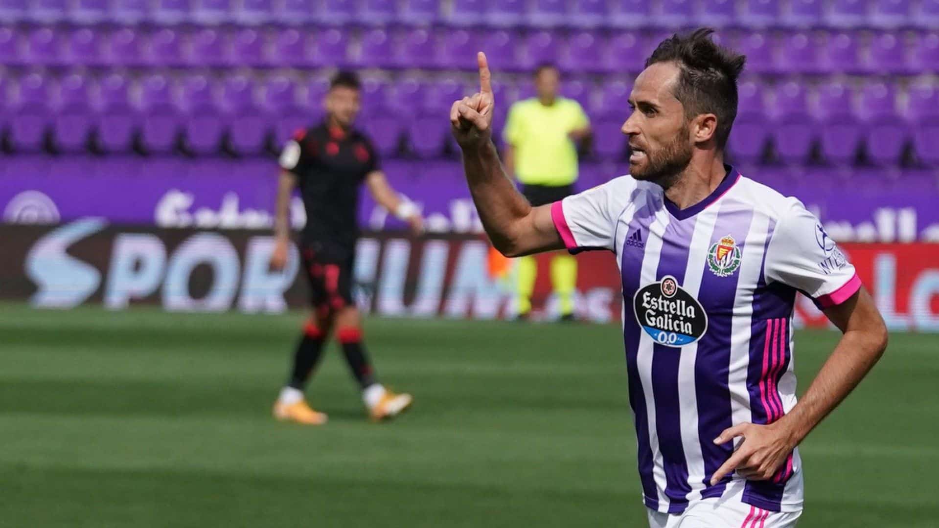 Míchel Herrero, celebrando el tanto que adelantaba al Real Valladolid. realvalladolid.es