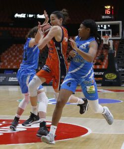 Rebecca Allen (Valencia Basket)