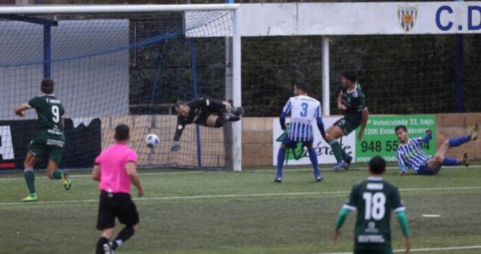 Gol de Rodri (Tarazona) ante el Izarra