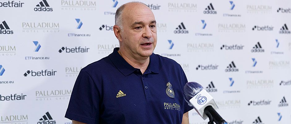 Pablo Laso en una entrevista como entrenador del Real Madrid. Foto: Real Madrid.