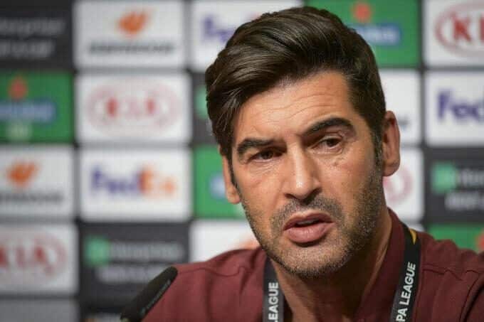 Paulo Fonseca, en rueda prensa antes de un partido de Europa League.