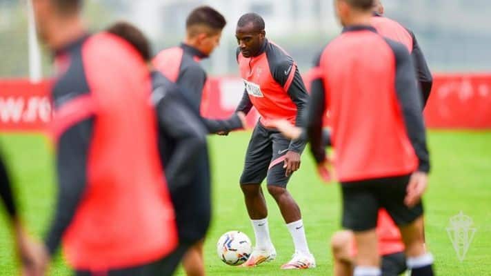 Entrenamiento del Sporting el 21 de octubre