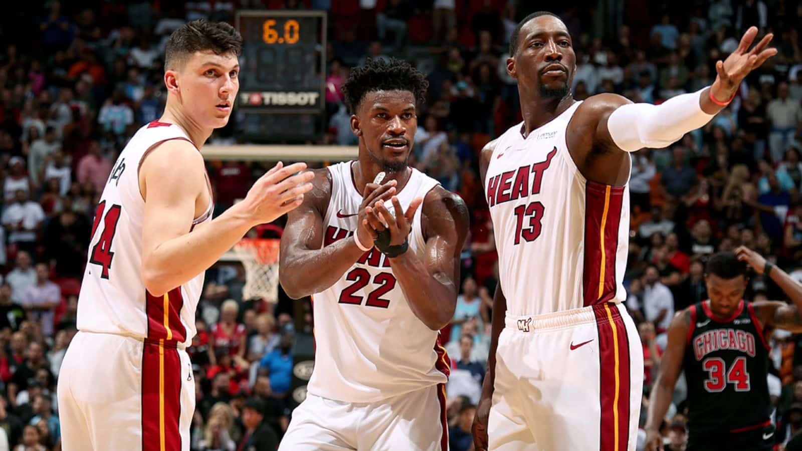 Herro, Butler y Adebayo durante un partido | Fuente: NBA