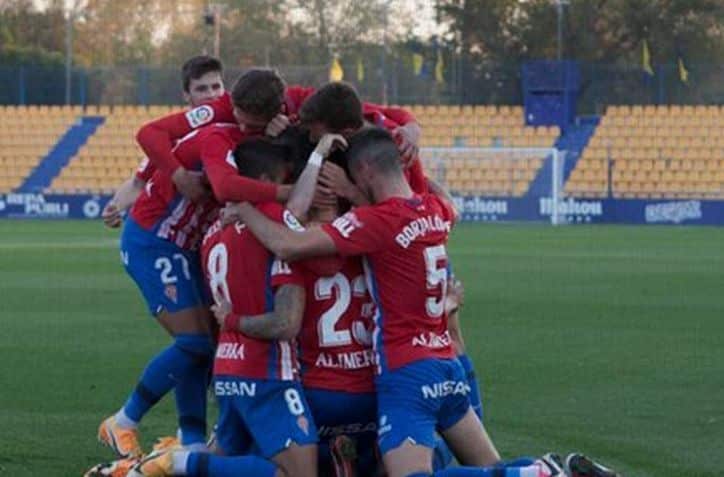 Celebración de un gol del Sporting en Santo Domingo