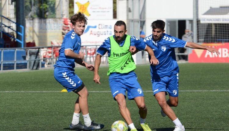 De Lerma,en una sesión de entrenamiento con el CD Ebro