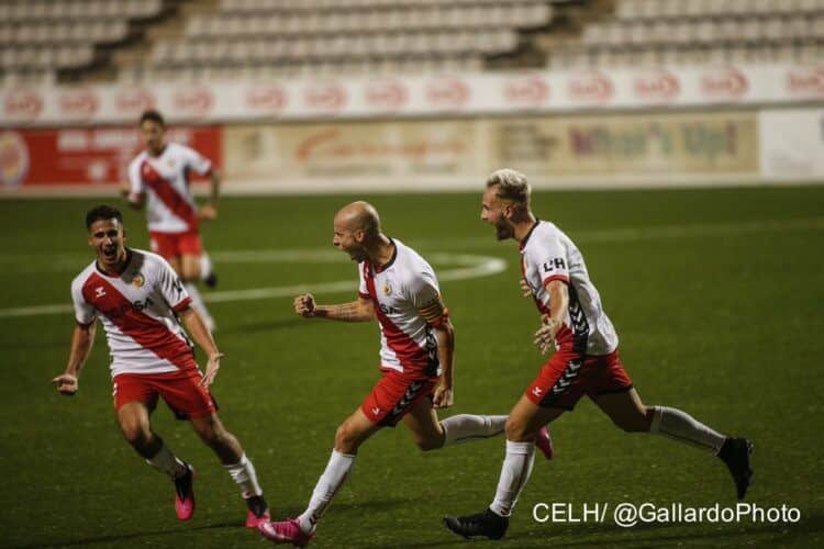 Cristian Gómez, celebrando el 1 a 0 contra el Barça 'B'. | Foto: @CELHospitalet