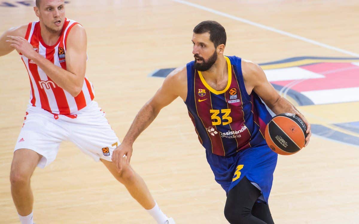 Nikola Mirotic ante el Estrella Roja (Fuente: Twitter @FCBbasket)