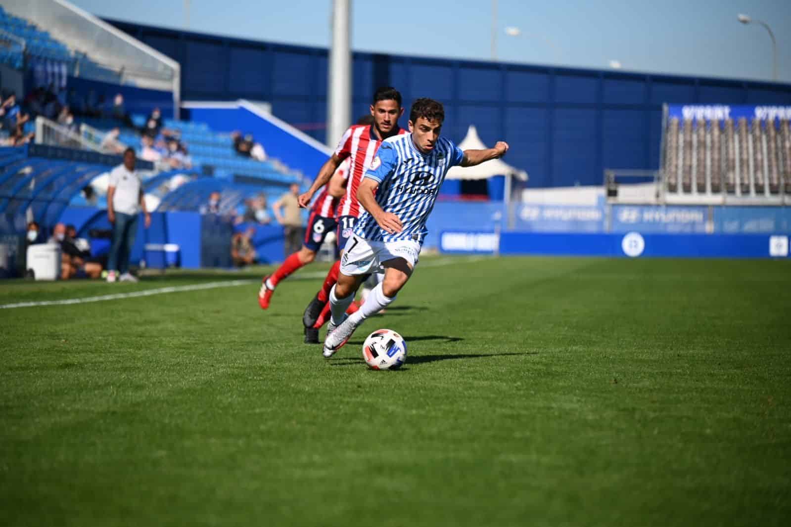 Lance del encuentro en el Estadi Balear entre Atlético Baleares y Atleti 'B'