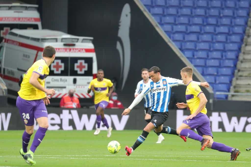 Raúl de Tomás en el partido frente a la UD Almería