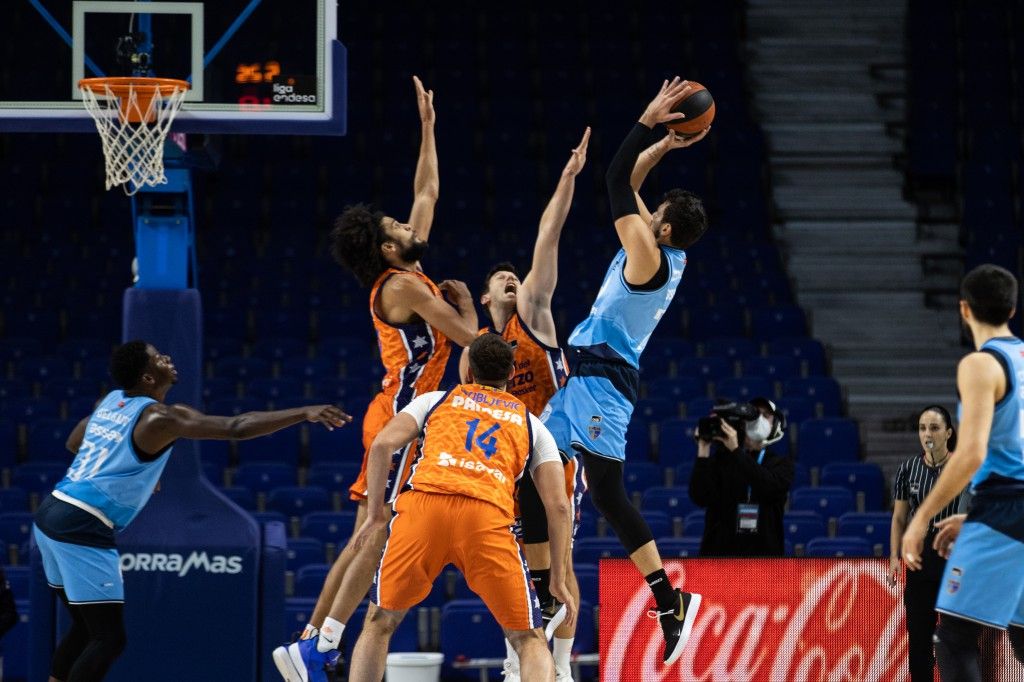 Alessandro Gentile no fue suficiente para vencer a Valencia Basket. Fuente: Movistar Estudiantes.