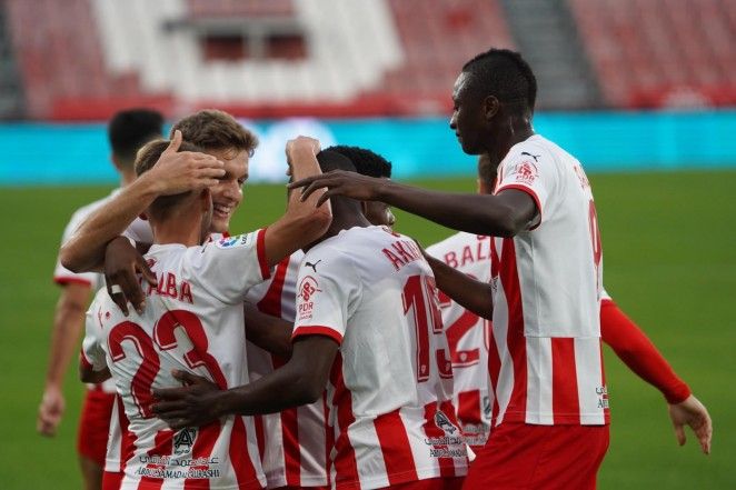 Los jugadores rojiblancos celebran un gol en la presente temporada