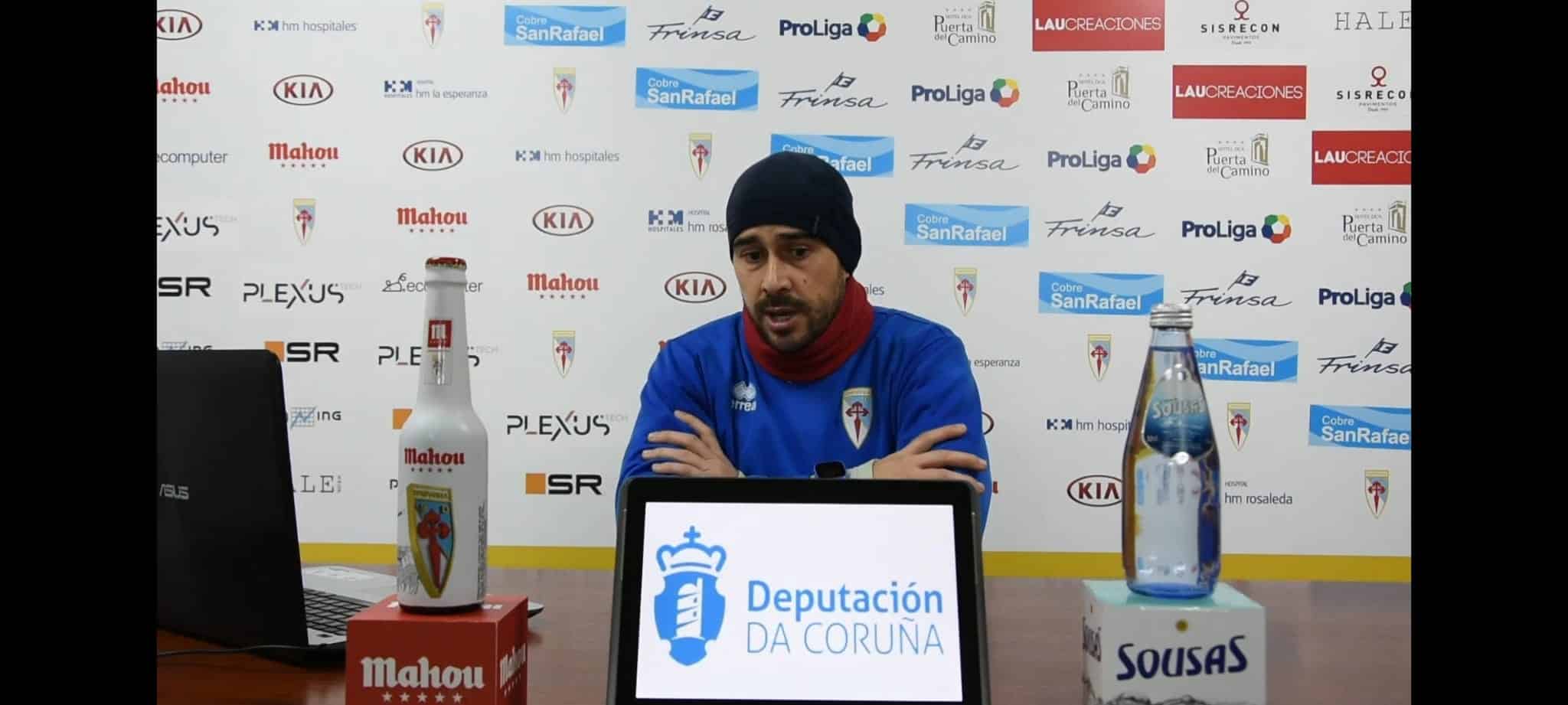 Yago Iglesias en una rueda de prensa en diciembre