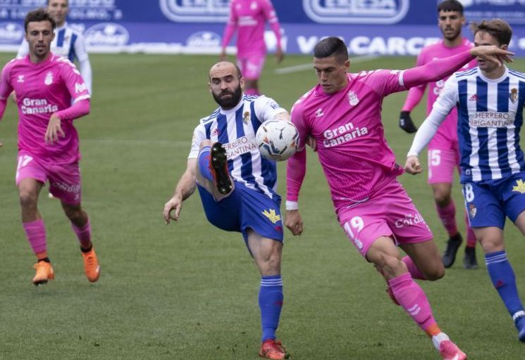 Lance entre la Deportiva Ponferradina y la UD Las Palmas