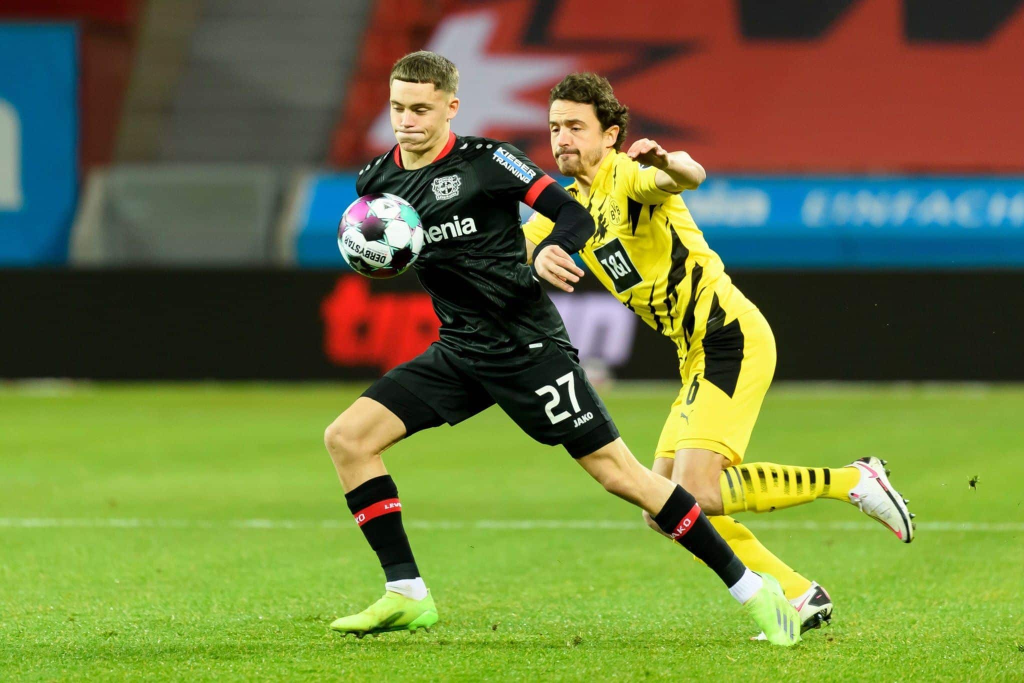 Bayer Leverkusen 2-1 Borussia Dortmund: La nueva joya del equipo de la aspirina, Florian Wirtz, anotó el gol de la victoria. Fuente (posutd)