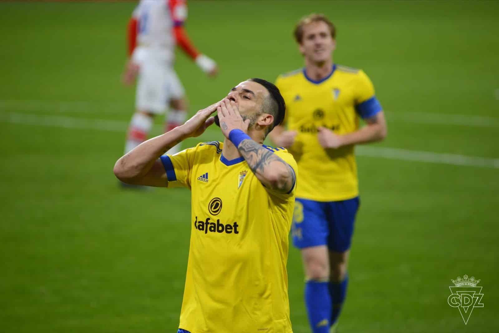 Álvaro Negredo celebra el 3-1 frente al Deportivo Alavés