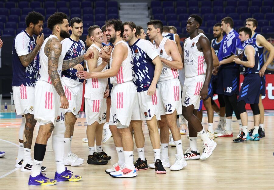 El Real Madrid celebra una victoria ante Zenit St Petersburg. Foto: Turkish Airlines Euroleague.