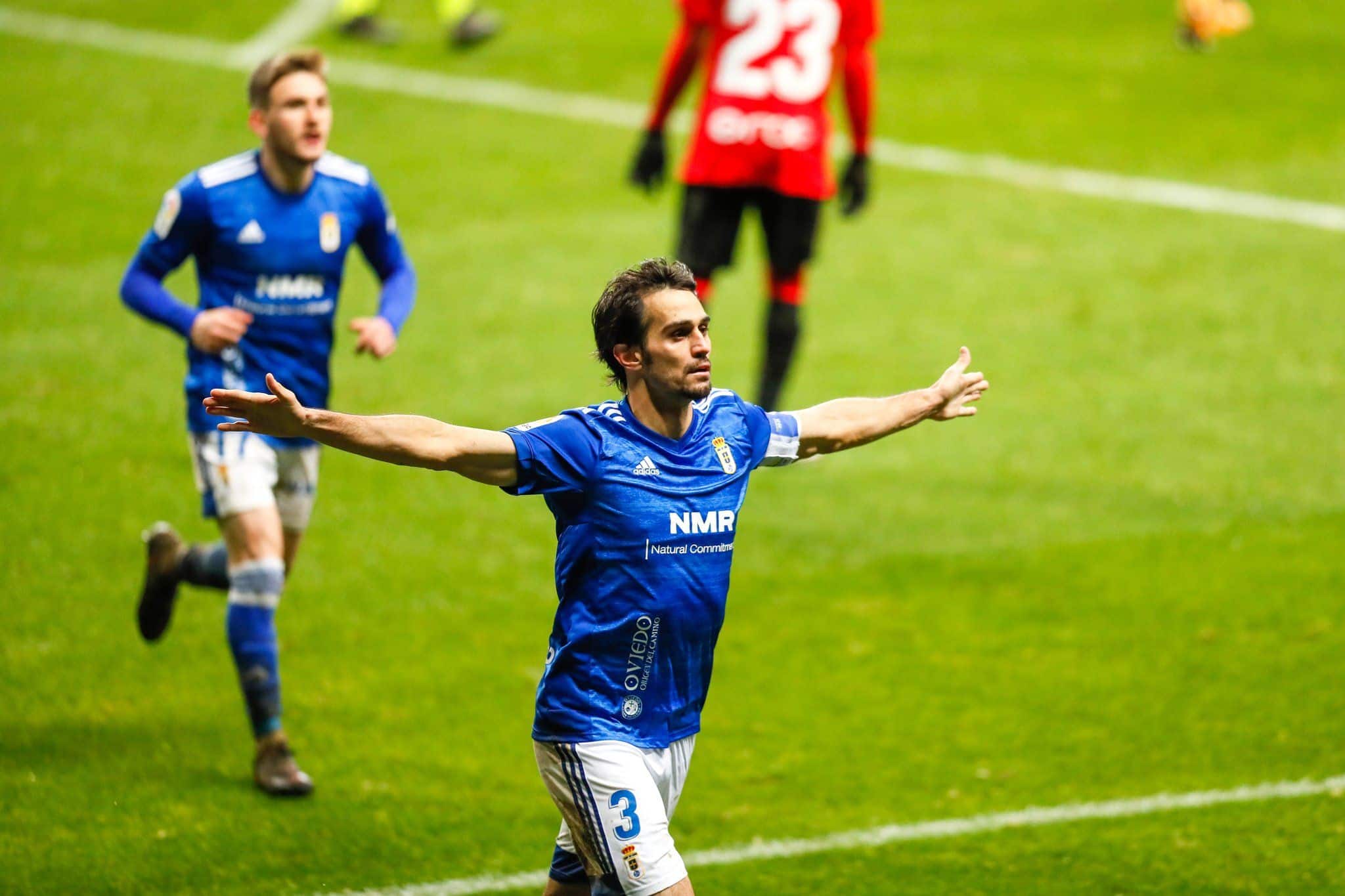 Alejandro Arribas celebra su gol al RCD Mallorca