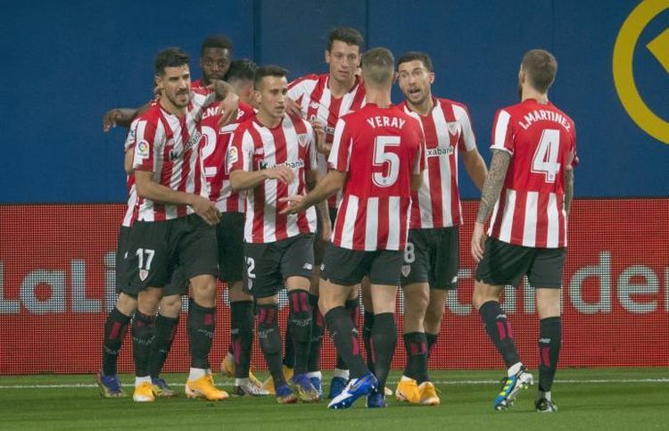 Jugadores del Athletic Club celebran un gol