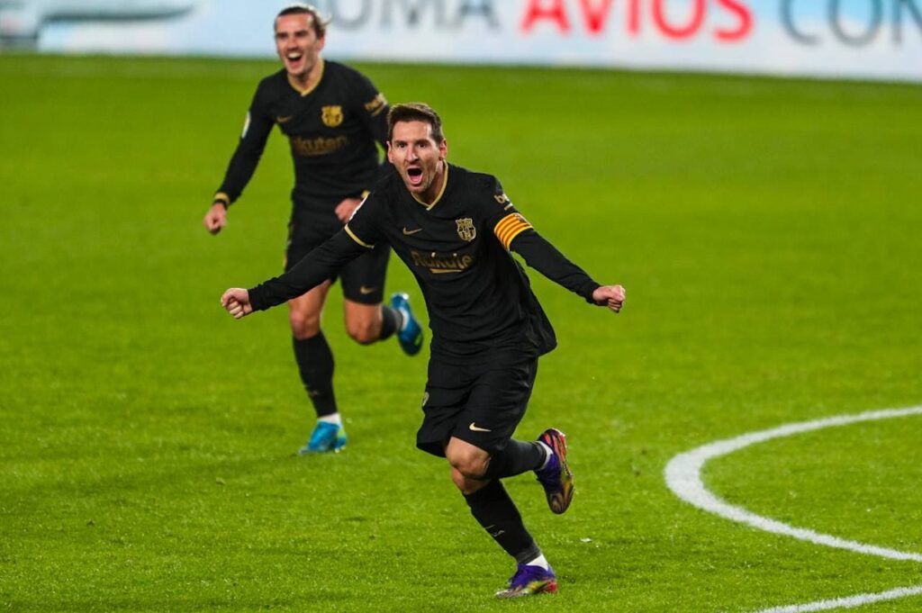 Messi celebra un tanto frente al Granada