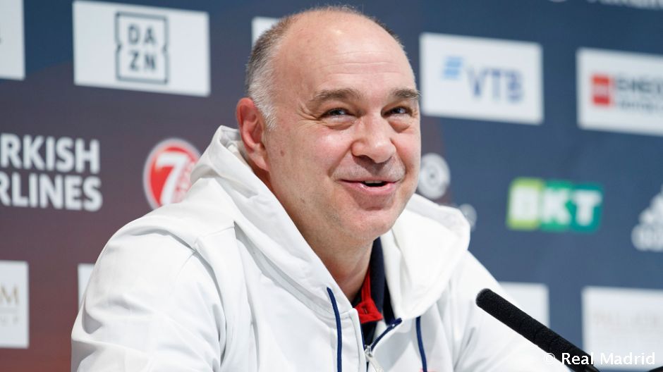 Pablo Laso en una rueda de prensa como entrenador del Real Madrid. Foto: Real Madrid.