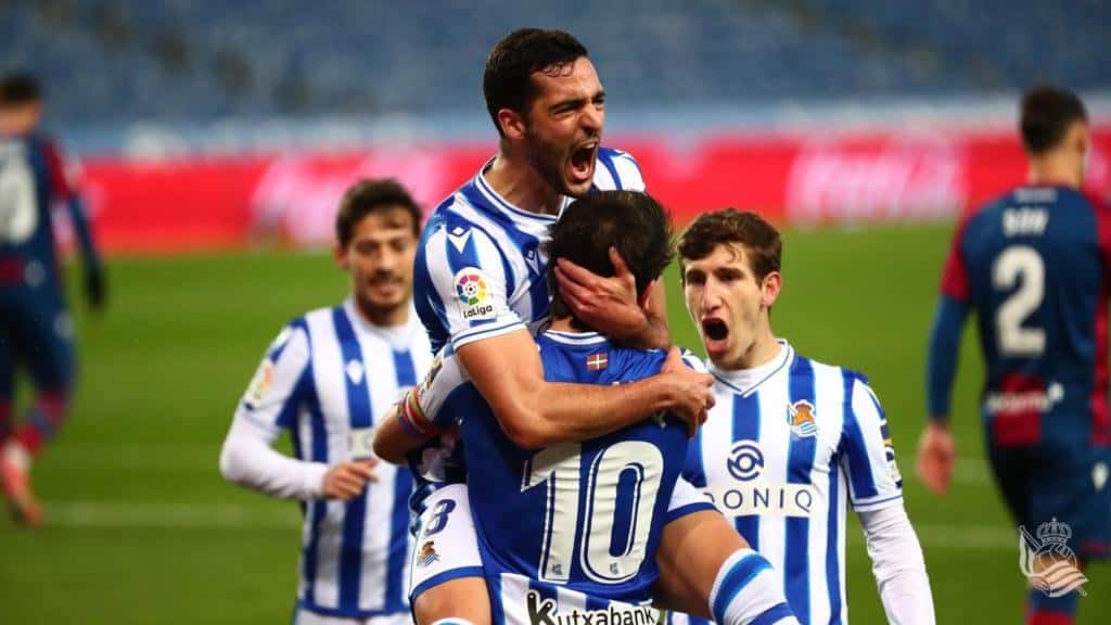 Real Sociedad celebra gol