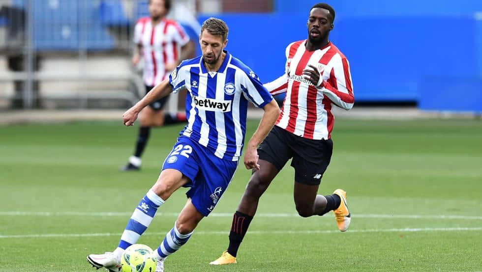 Florian Lejeune con Iñaki Williams