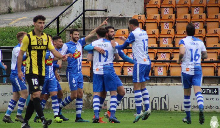 La SD Ejea celebra un gol el pasado miércoles ante el Portugalete