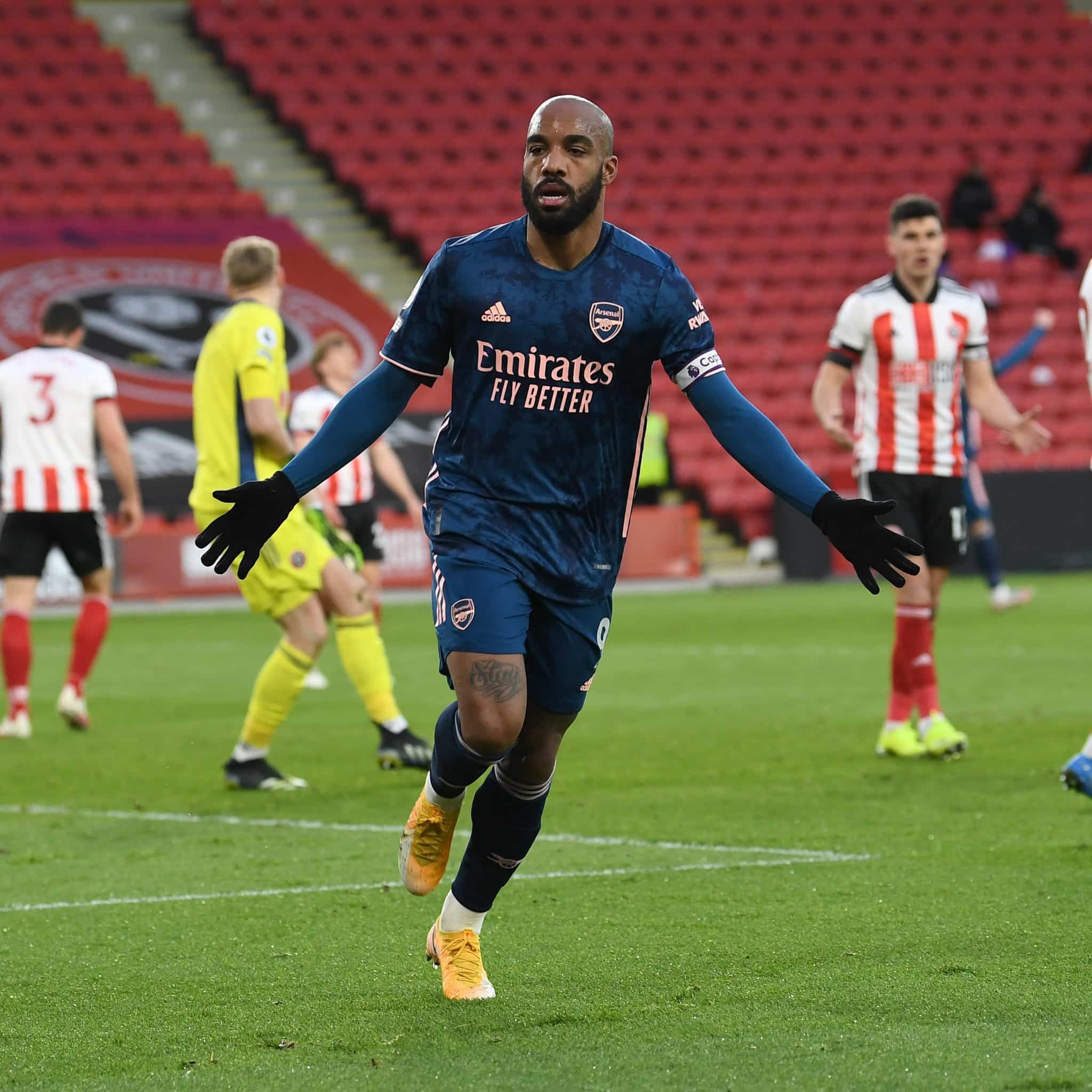 Alexandre Lacazette celebra un tanto esta última temporada