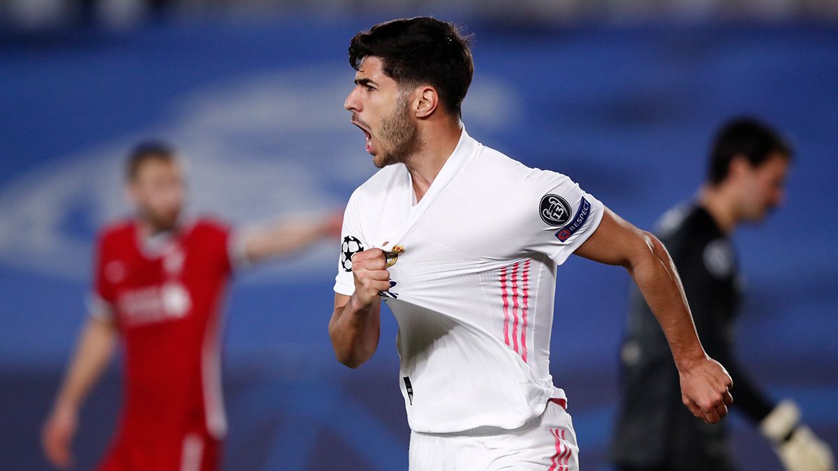 Marco Asensio celebrando el 2-0
