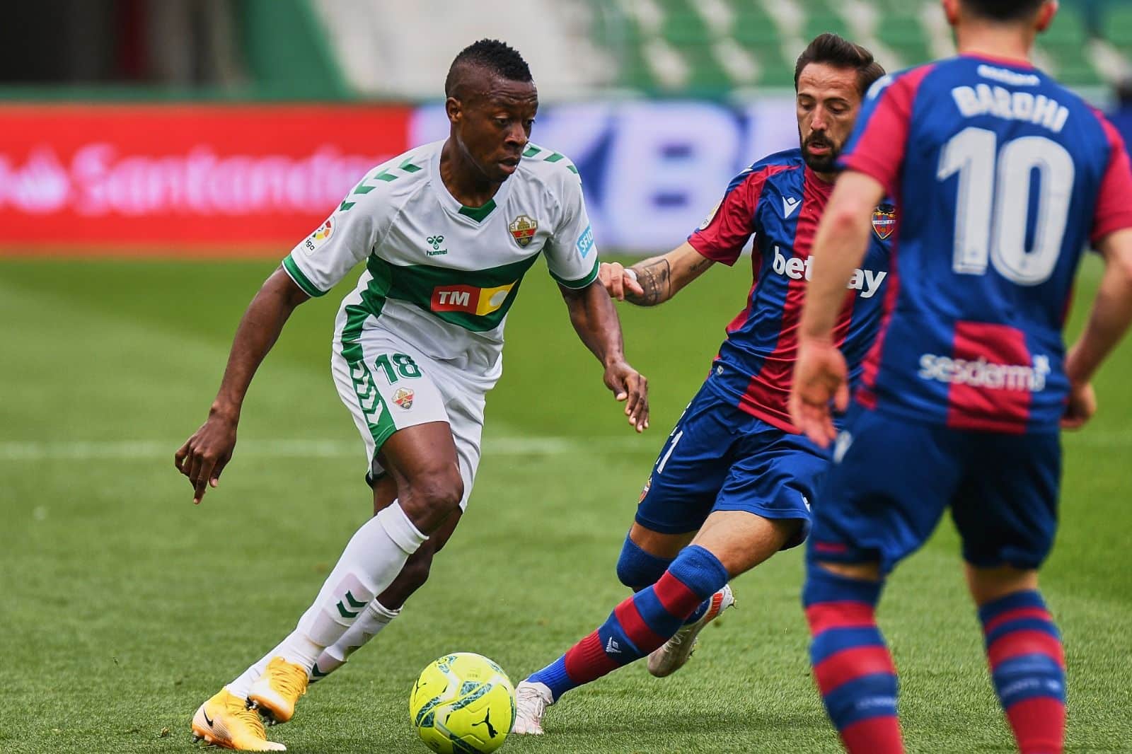 El conjunto de Escribá aún no ha dicho su última palabra en Liga. Fuente: https://twitter.com/elchecf