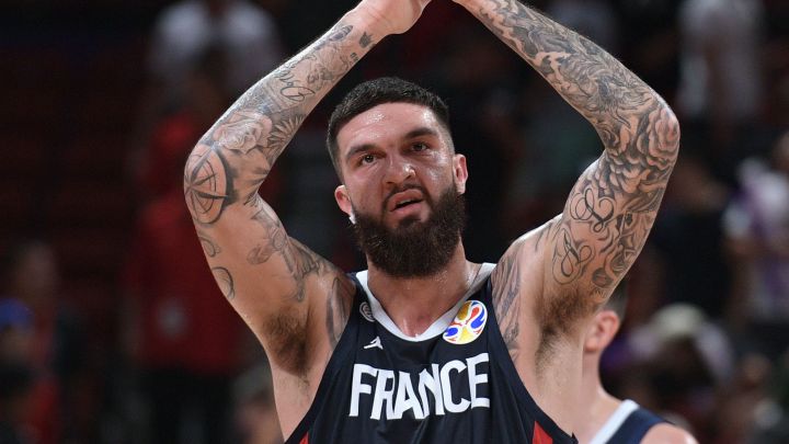 Vicent Poirier en un partido con la selección francesa.