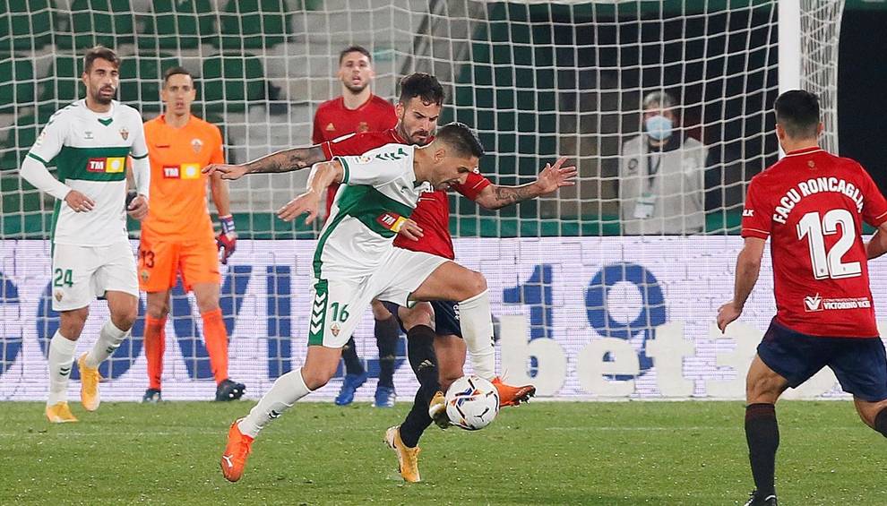 Partido en el Martínez Valero entre Elche y Osasuna