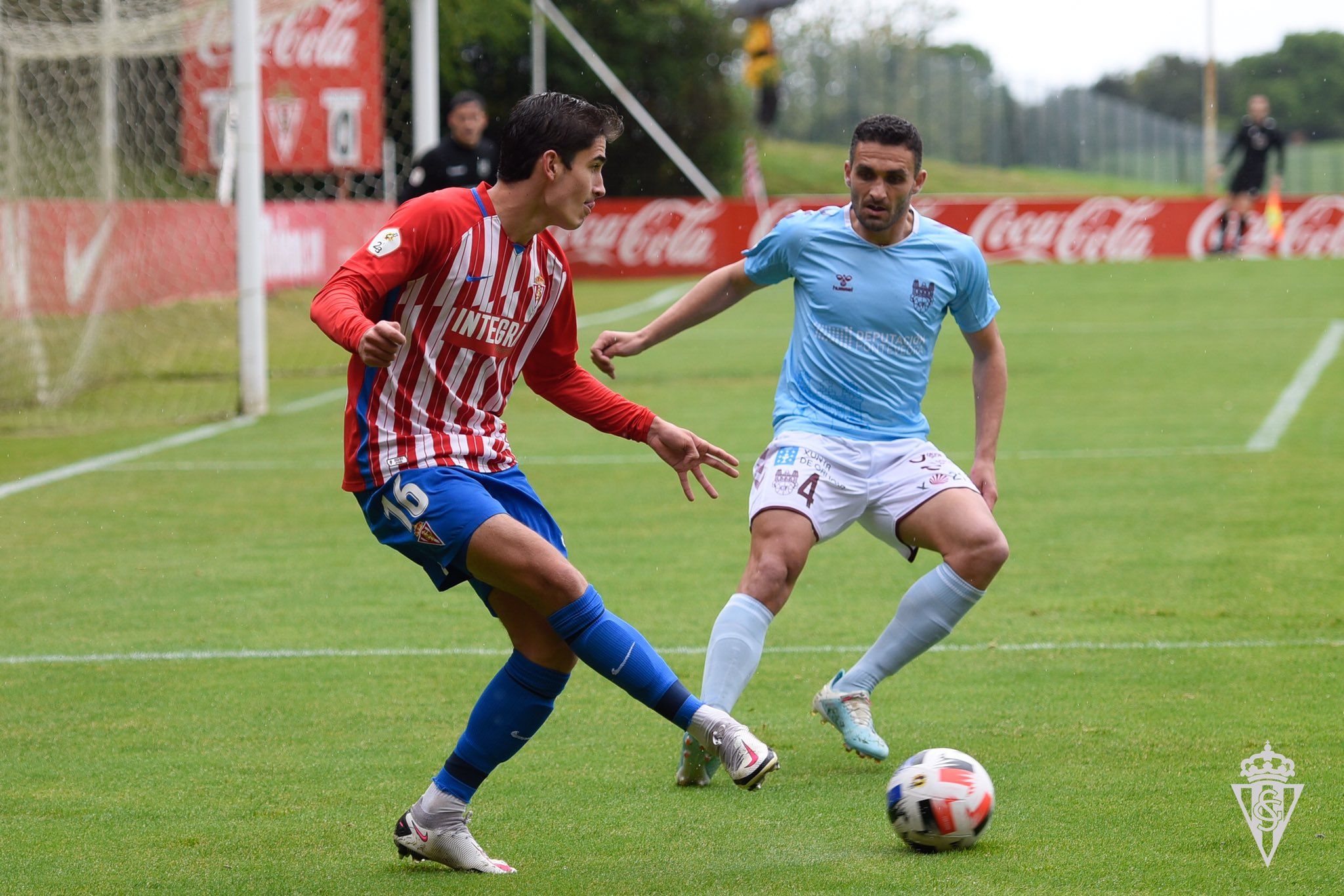 Javi Mecerreyes en un Sporting B - Pontevedra