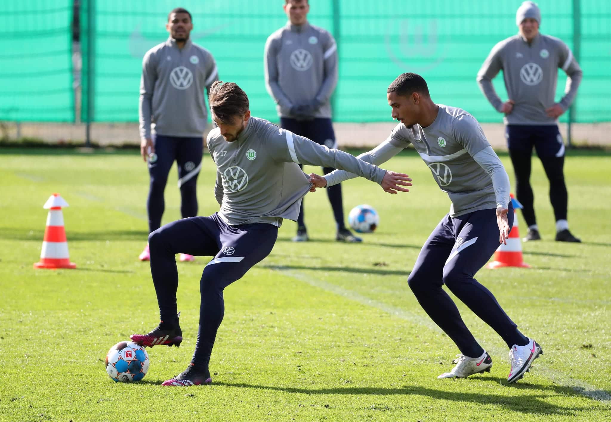 Los lobos preparan el partido contra el Bayern Múnich. Foto: @VfLWolfsburg_ES