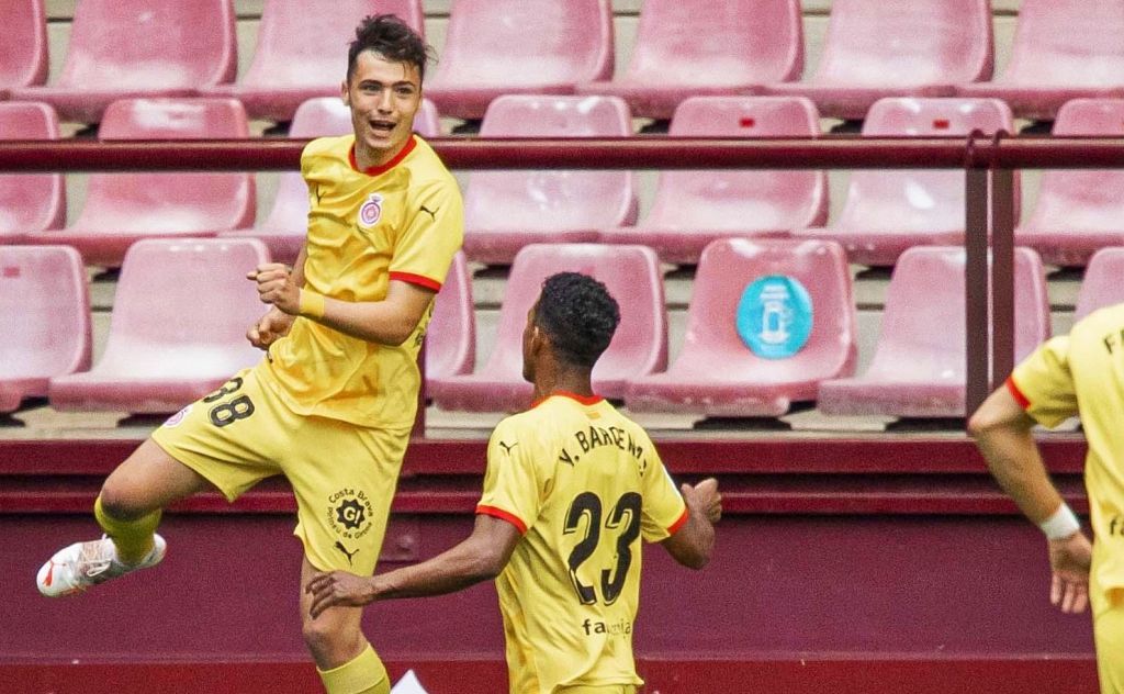 Arnau Martínez celebra un gol