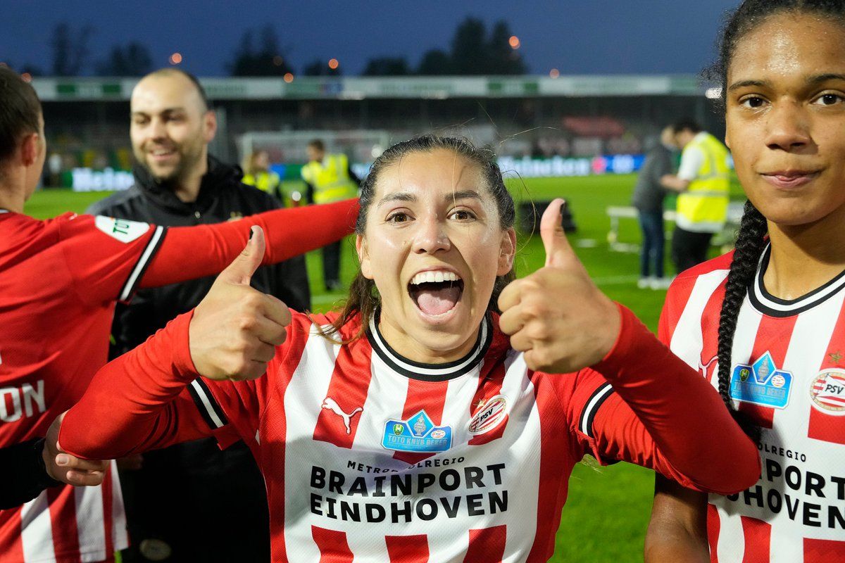 Foto:@psvvrouwen