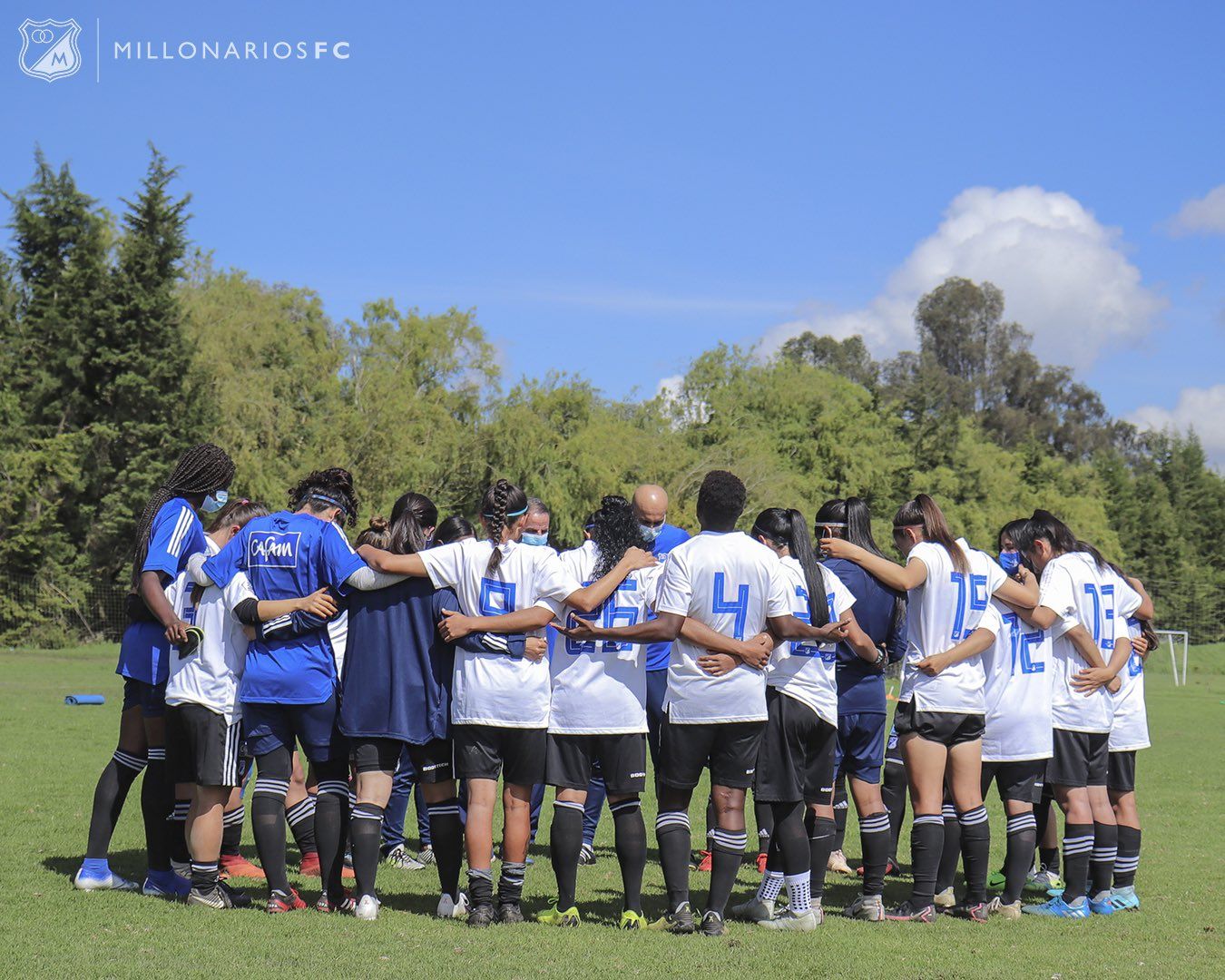 foto de instagram @MillosFCoficial