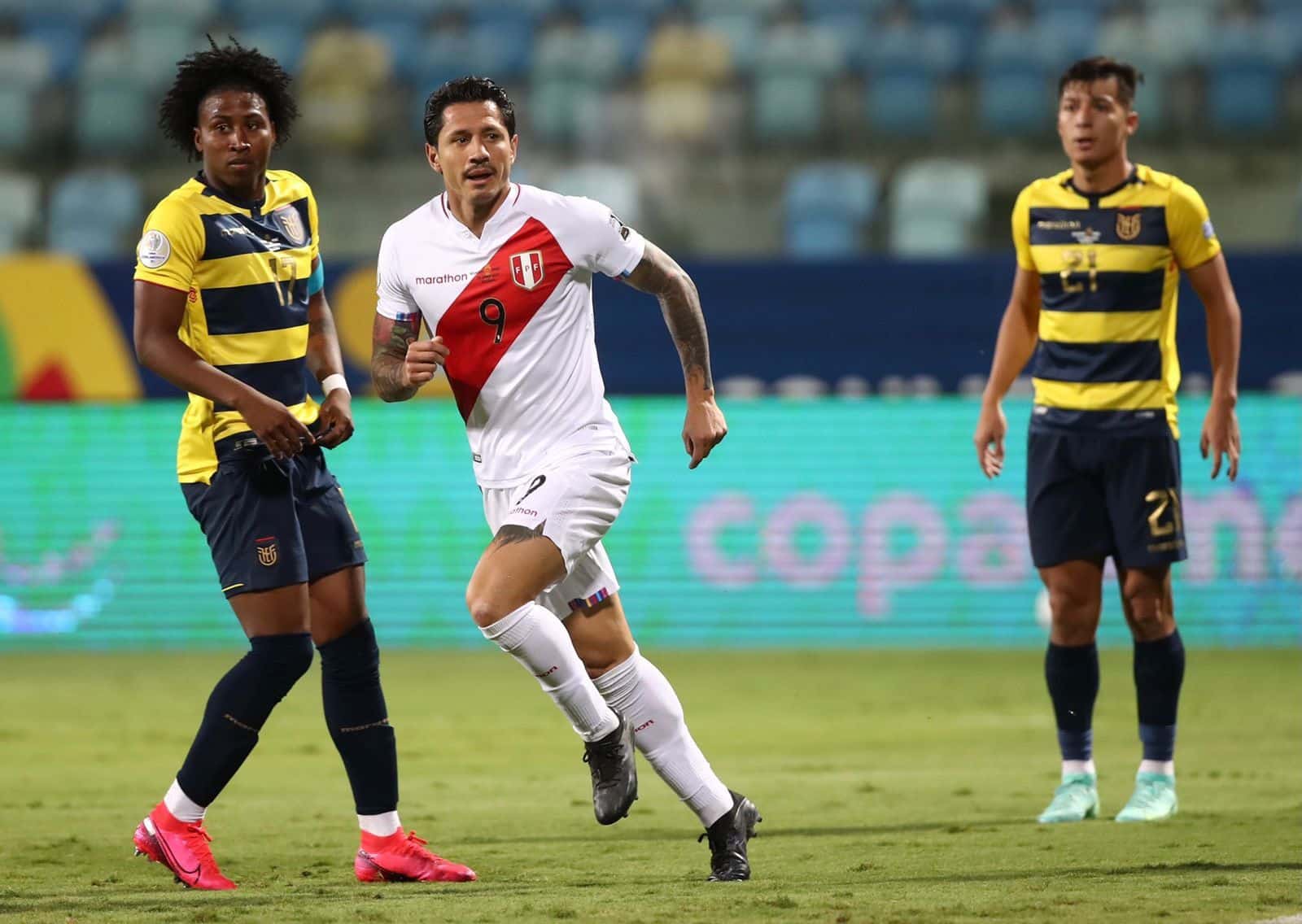 Lapadula anotó su primer gol con la Blanquirroja. Fuente: Selección Peruana
