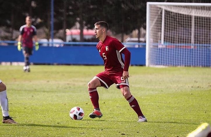 Riki Mangana con la selección sub20 de Venezuela