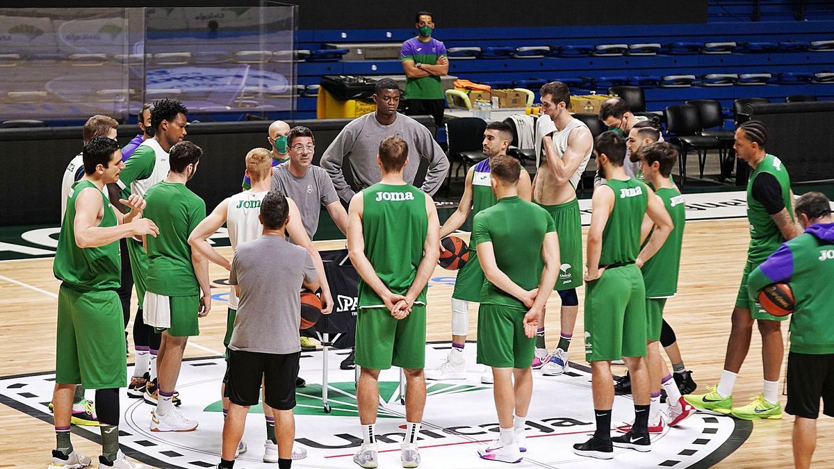 Plantilla Unicaja 2021