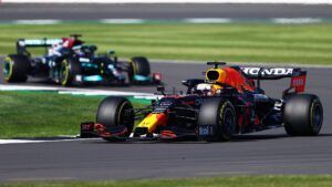 Se acabaron las batallas: Hamilton y Verstappen, en guerra total Se acabaron las batallas: Hamilton y Verstappen, en guerra total