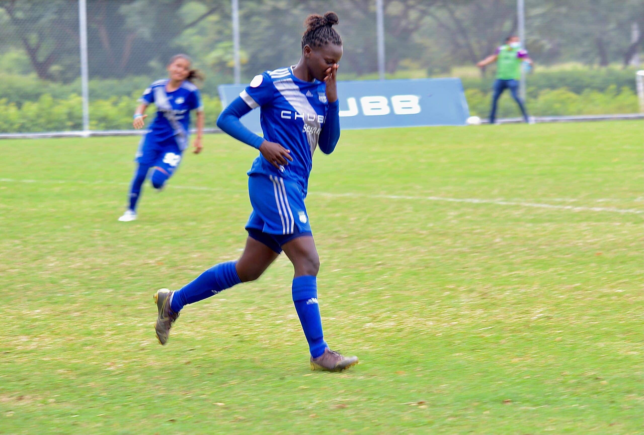 Emelec 2-0 Técnico Universitario