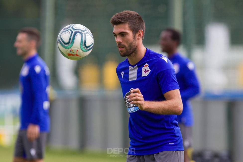 Salva Ruiz en un entrenamiento con el Dépor