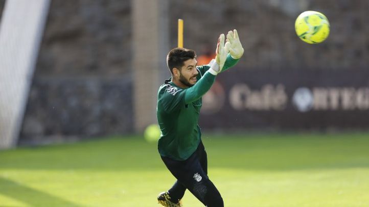 Sergi Puig entrenando con la UD Las Palmas