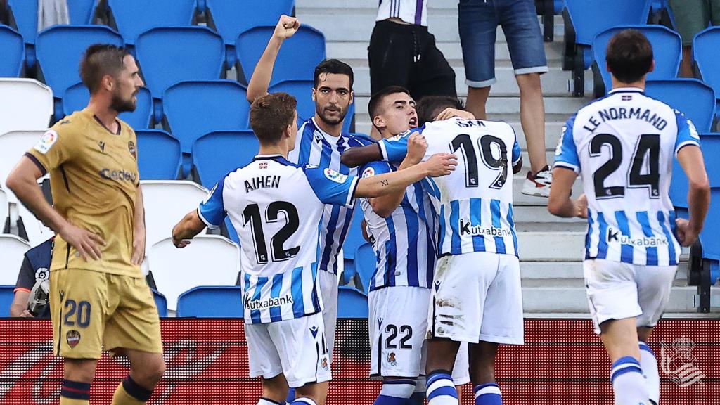 Ander Barrenetxea celebra su gol contra el Levante | Foto: RealSociedad
