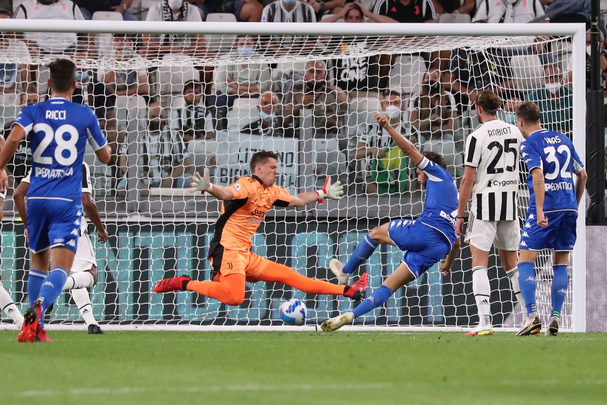 Juventus 0-1 Empoli: El gol de Lorenzo Mancosu otorgó la victoria a los 'azzurri' 34 años después ante la 'Vecchia Signora'. Fuente: (@SoyCalcio_)