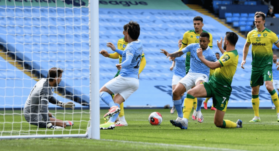 Primer gol de Gabriel Jesus en la victoria 5-0 sobre Norwich City