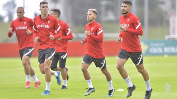 Vasyl Kravets, Christian Rivera, Fran Villalba y Juan Berrocal, cuatro de los cinco fichajes del Sporting junto a Djuka