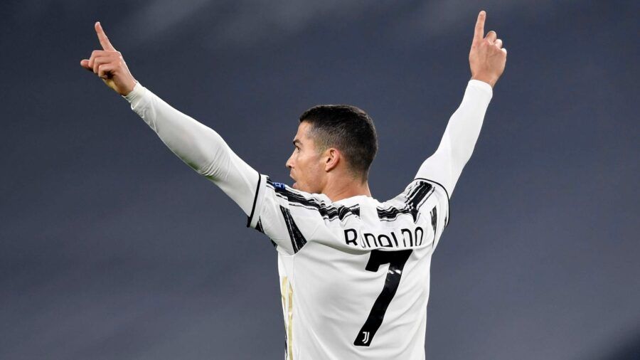 Cristiano Ronaldo celebra un gol como jugador de la Juventus Football Club. Foto: UEFA.