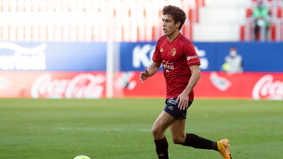 Manu Sánchez con Osasuna